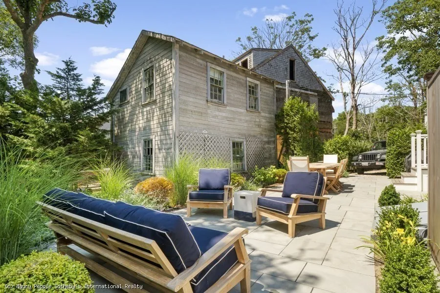82 Center, Nantucket