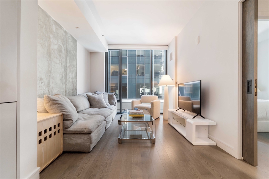 55 Lagrange, South End