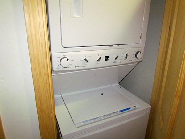 10 Moreland St, Roxbury