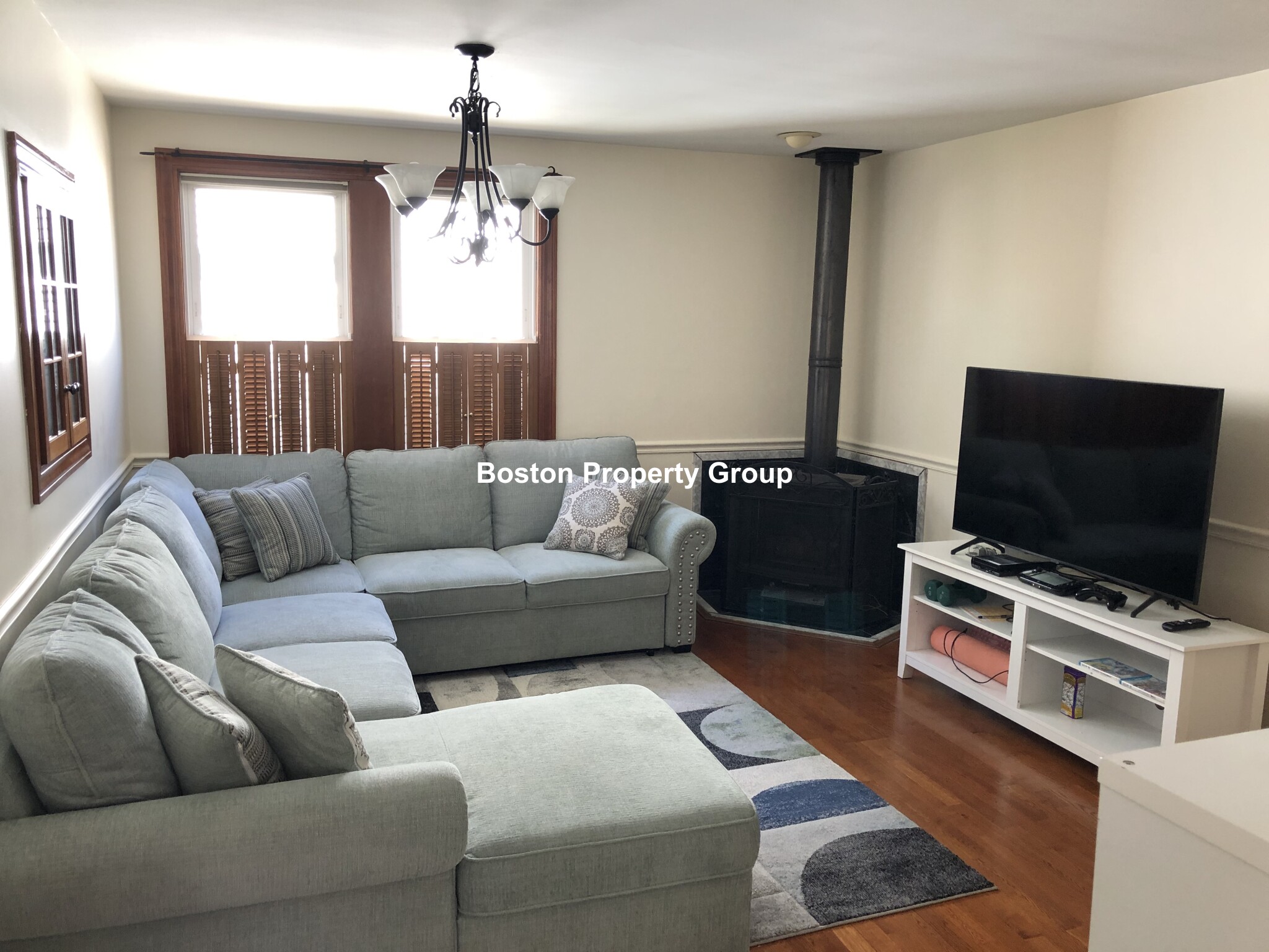 14 Sheffield Rd, Roslindale