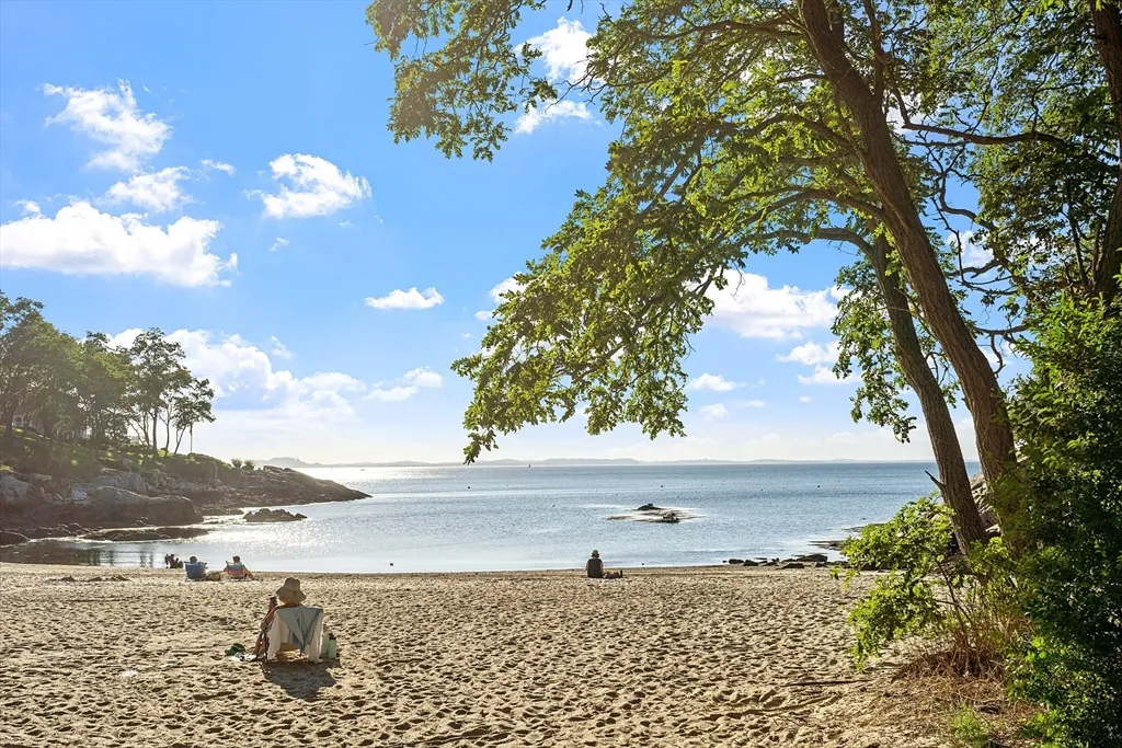 1101 Washington St, Lanesville