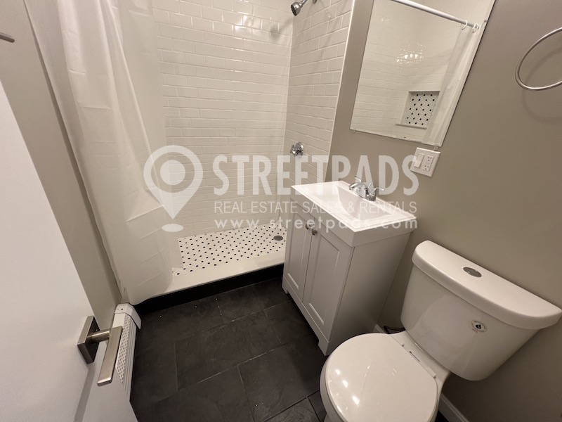 50 Evergreen St, Jamaica Plain