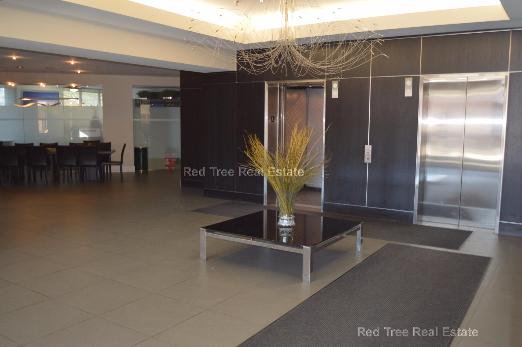 15 North Beacon St, Allston