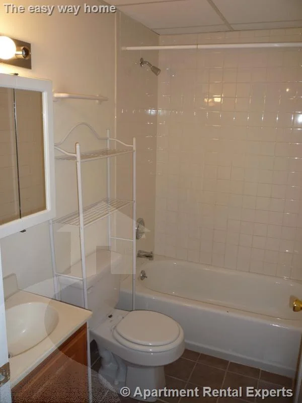 1622 Massachusetts Ave, Harvard Square