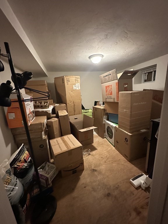 319 Alewife Brooke Pkwy, Teele Square