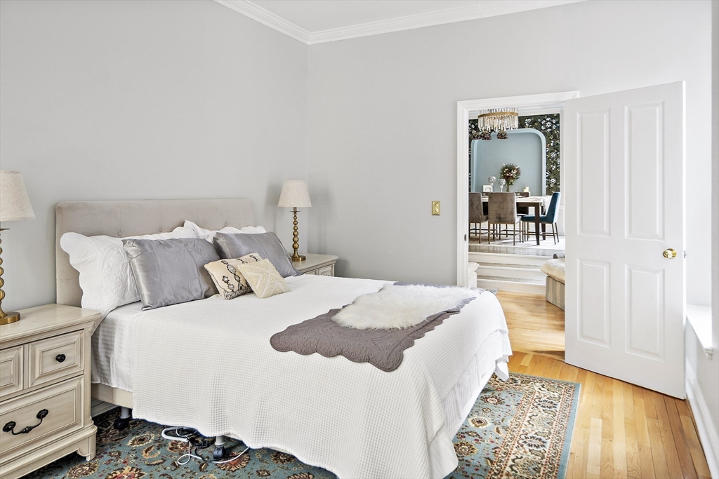 4 Charlesgate E, Back Bay