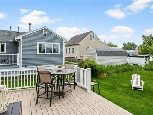 13B Hathaway, Fairhaven