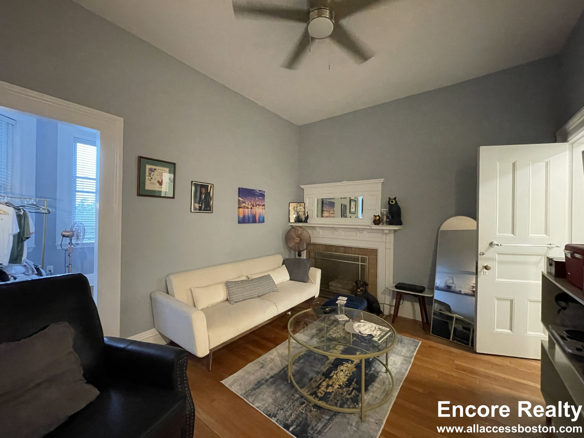 464 Beacon St, Back Bay