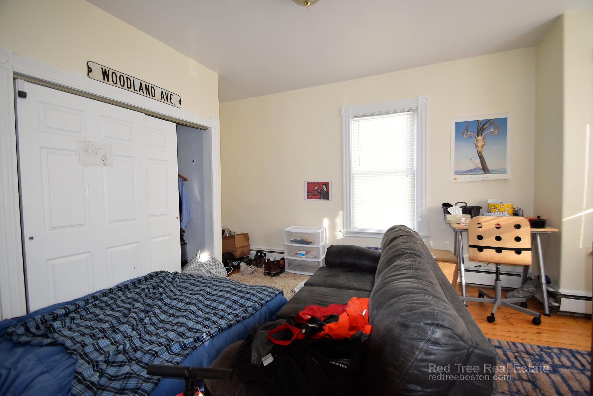 6 bed, 3 bath apartment for rent at 44 Pratt St, Allston — photo 14 of 26