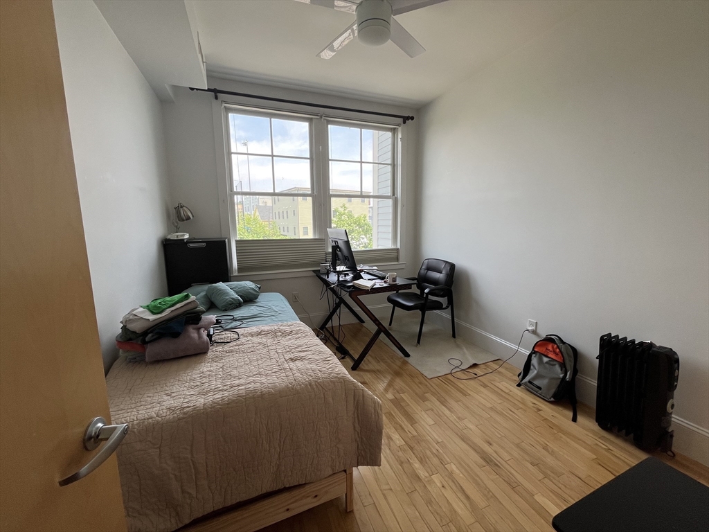 17 Ivaloo St, Ward Two