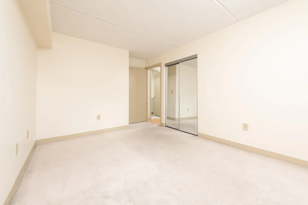 108 Peterborough St, Fenway