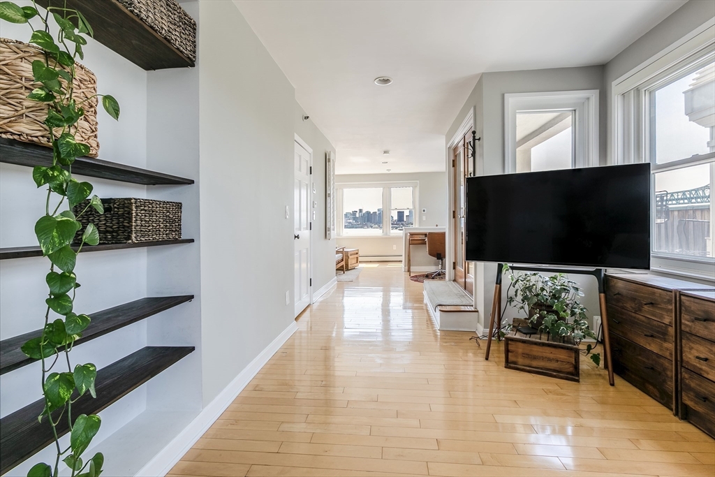 37 Winnisimmet St, Chelsea