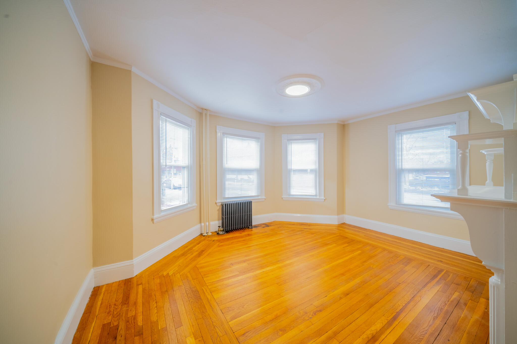 1590 Cambridge St, Harvard Square