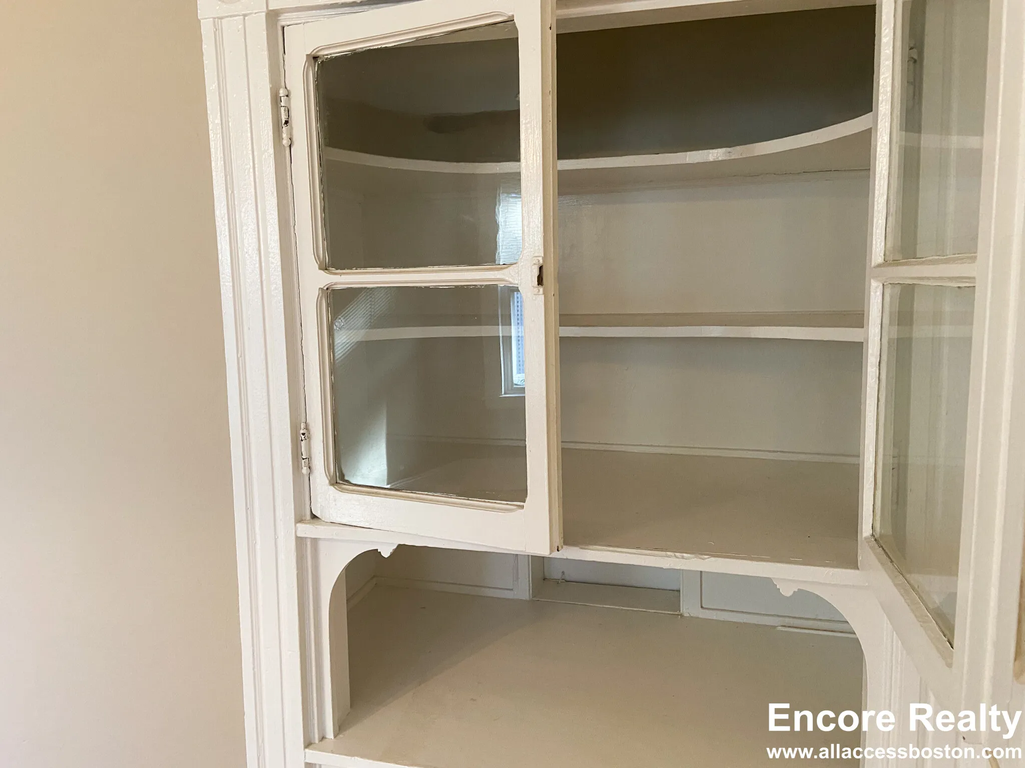 1 Parker Hill Ter, Mission Hill