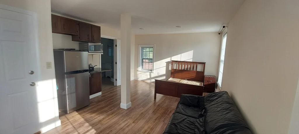 1075 Edmands Rd, Framingham