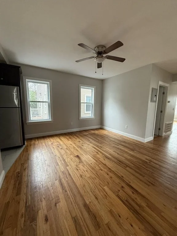 1043 North Main, Fall River