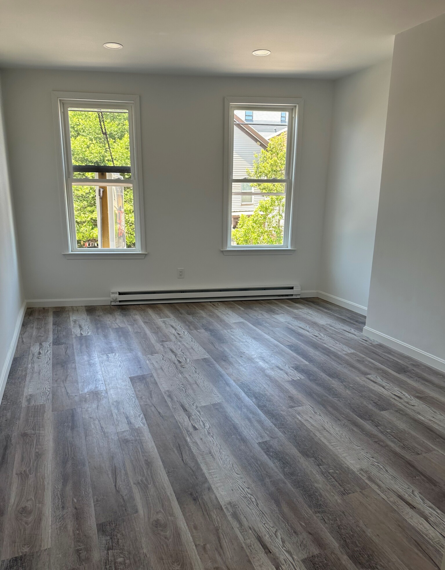 3 bed, 1 bath apartment for rent at 8-10 Boston St Unit 3, South Boston — photo 5 of 5