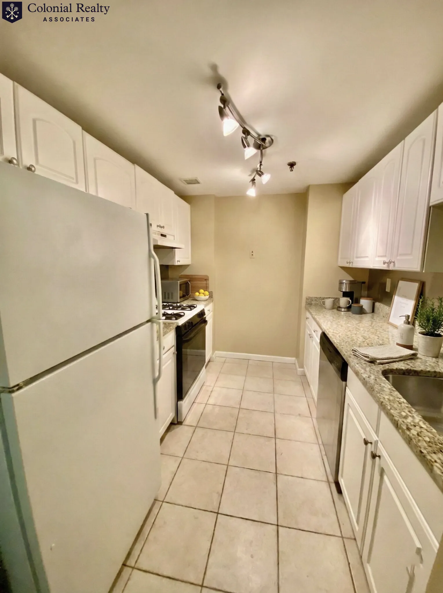 15 North Beacon St, Allston