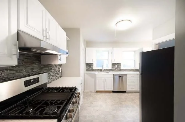 92 Murdock St, Oak Square