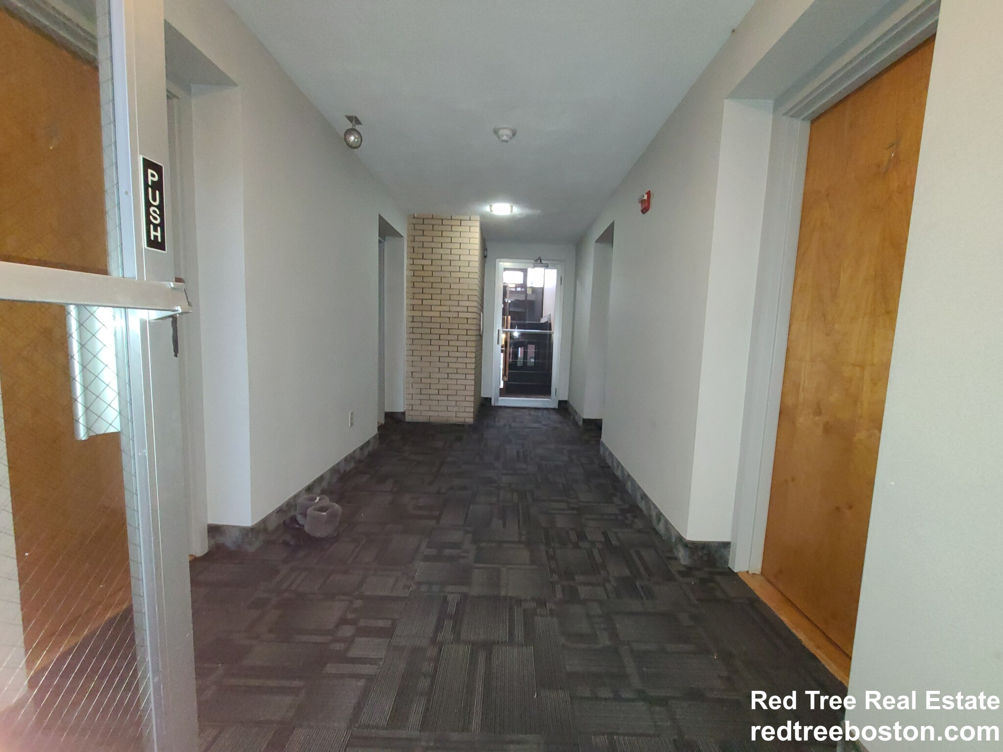 288 Grove St, Auburndale