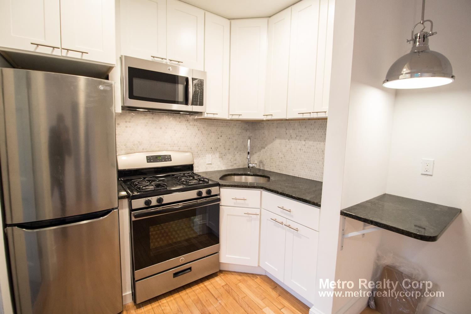 10 Jamaicaway, Jamaica Plain