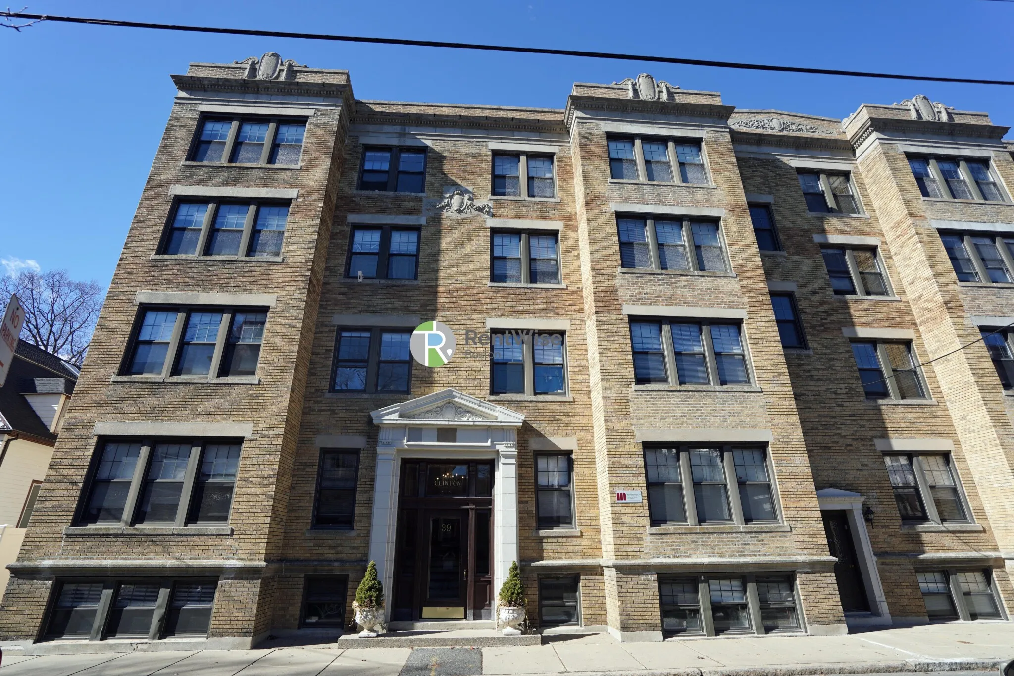 39 Clinton St, Mid-Cambridge