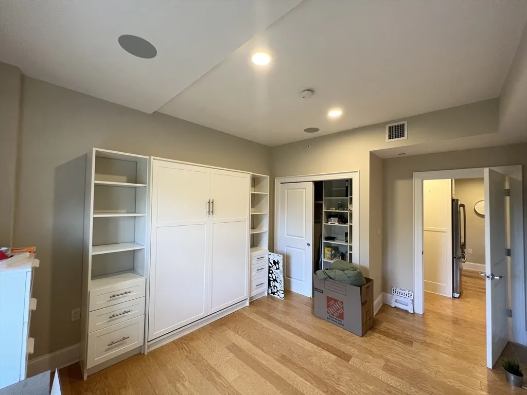 616 East 4th St, South Boston