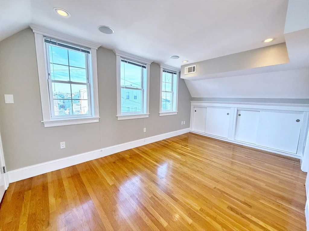 37 Fenton St, Dorchester