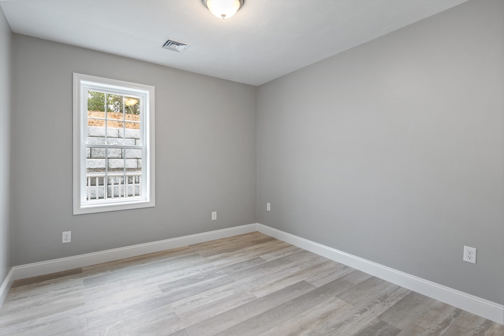 340 Scenic Hwy, Buzzards Bay