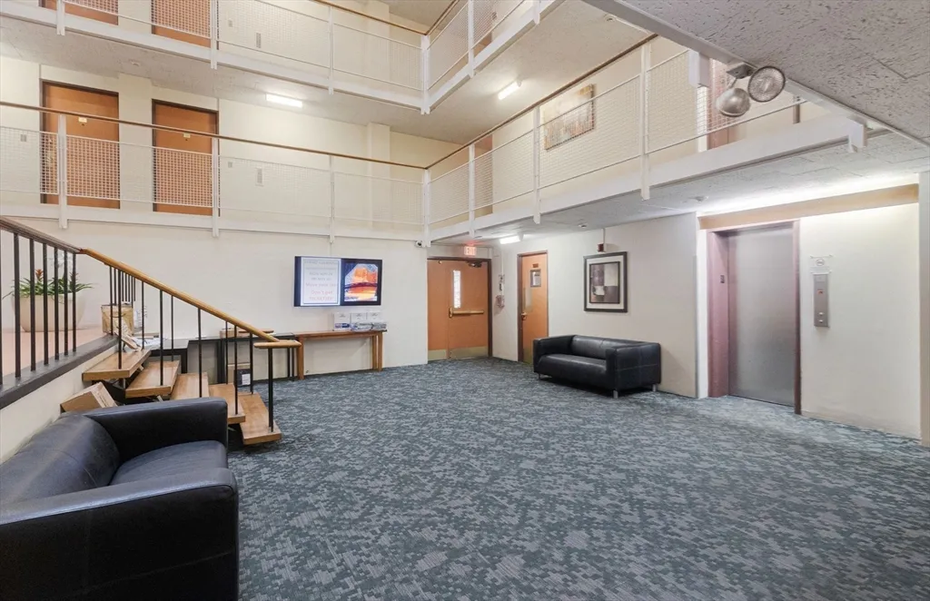 29 Concord Ave, Neighborhood Nine