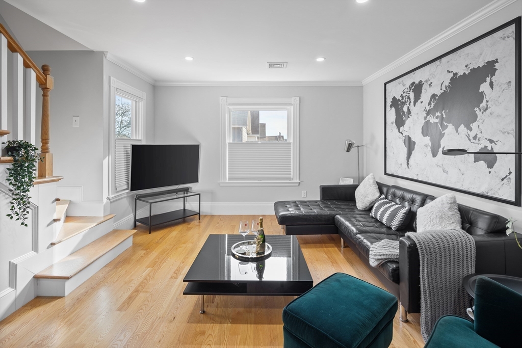 14 Everett St, Tufts University