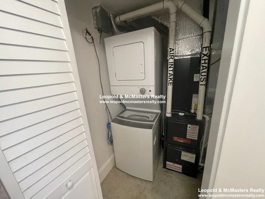 16 Short St, Corey Hill