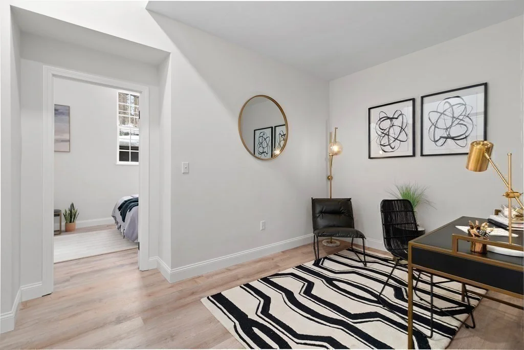 65 Glen Rd, Brookline Village