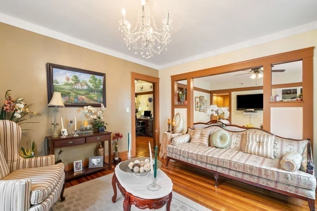 93 Florence, Roslindale