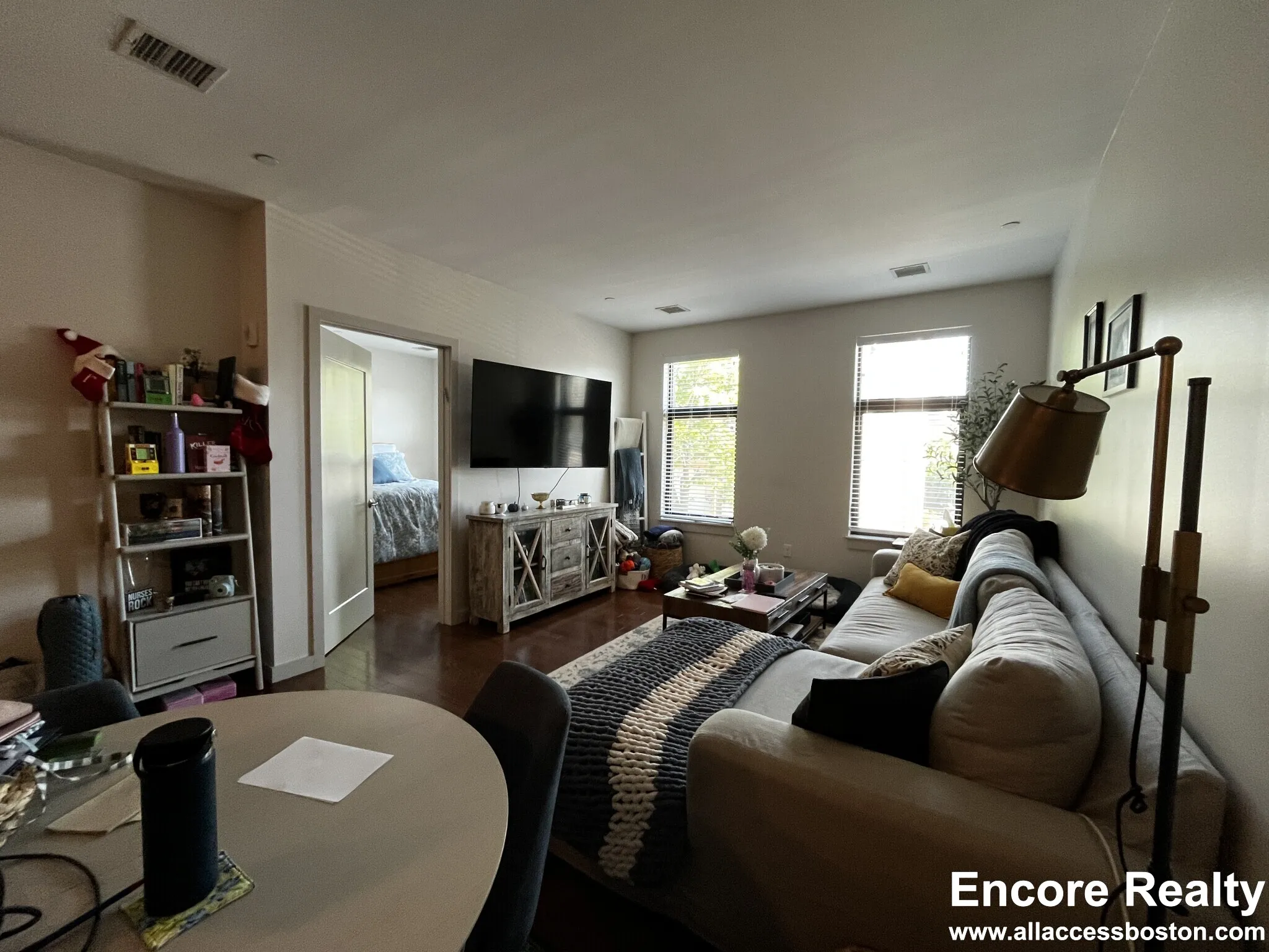 455 Harvard St, North Brookline