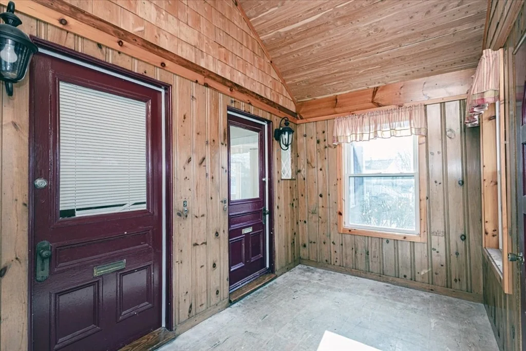 9 Lapham St, Medford