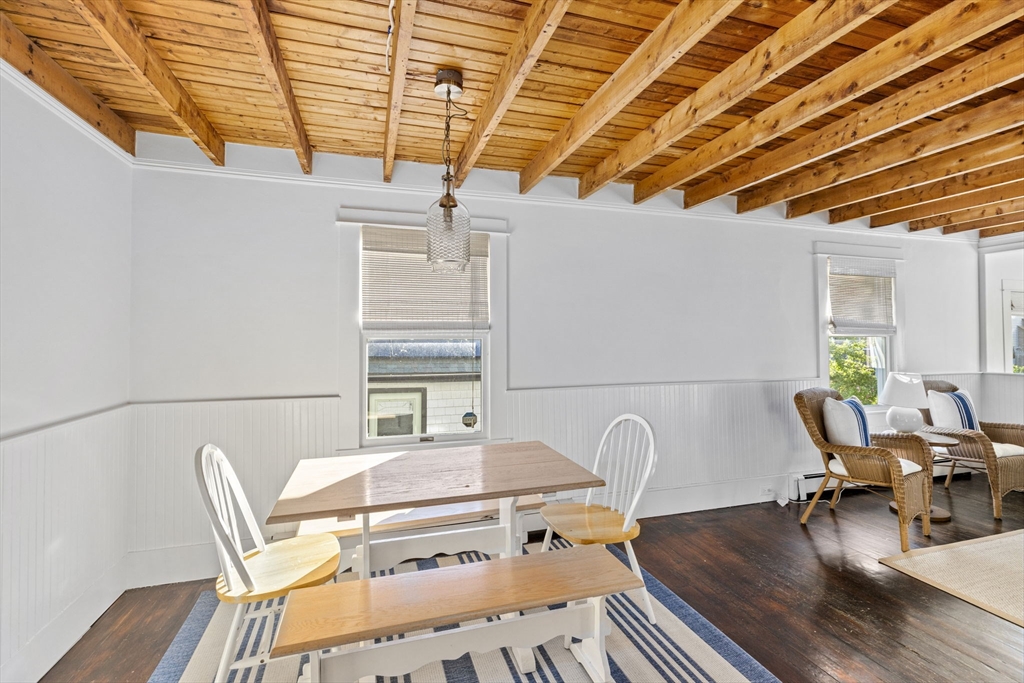 1 Winslow Ave, Scituate