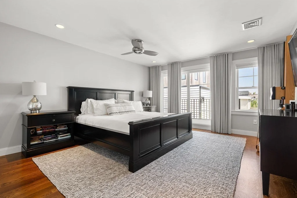 530 E 3rd St, South Boston