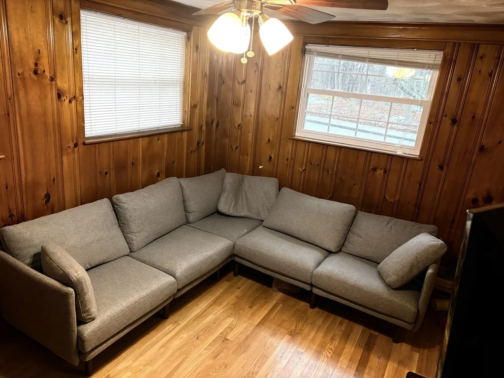 22 Farwell Ave, Hyde Park