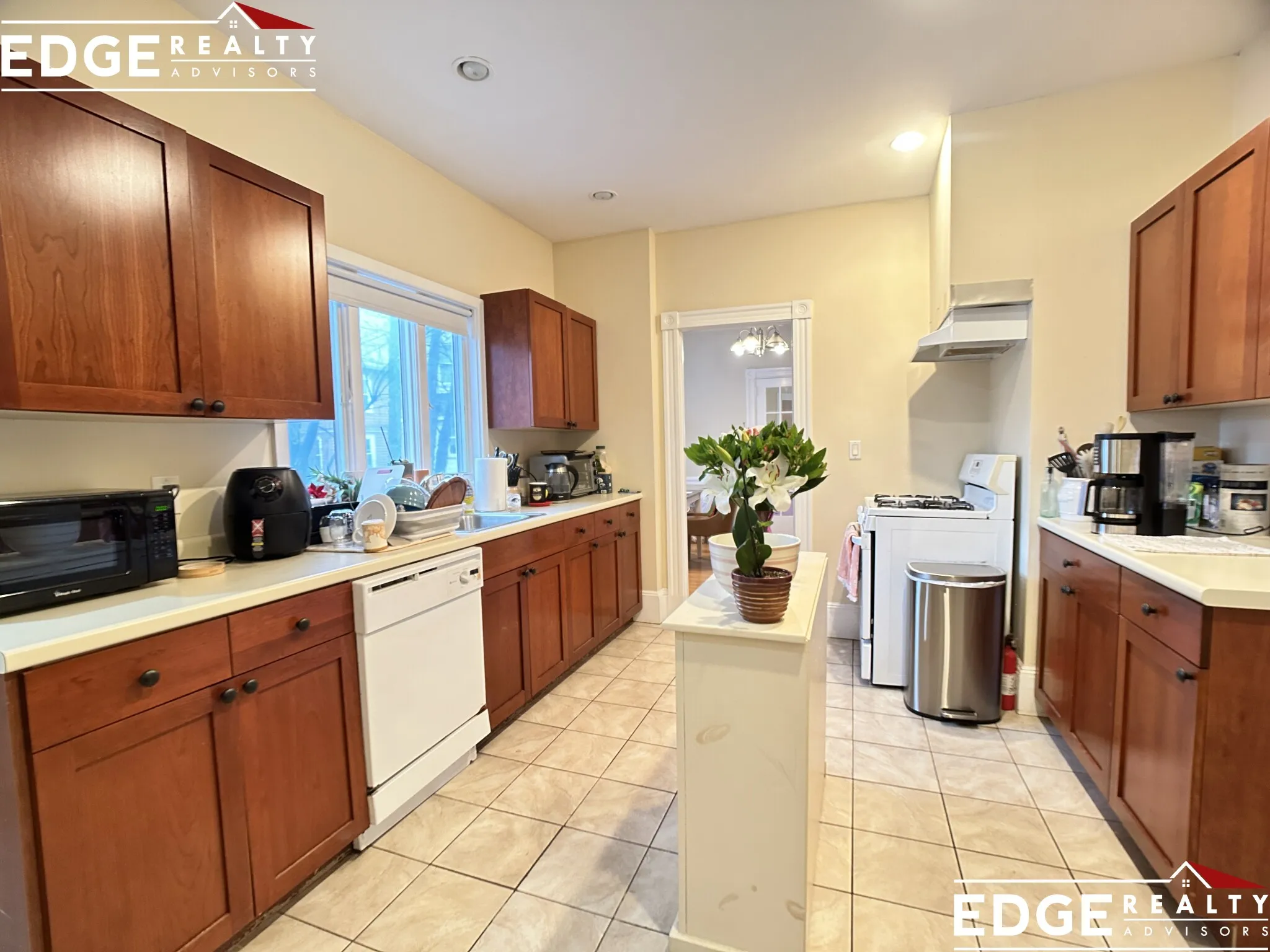 21 Bennett St, Oak Square