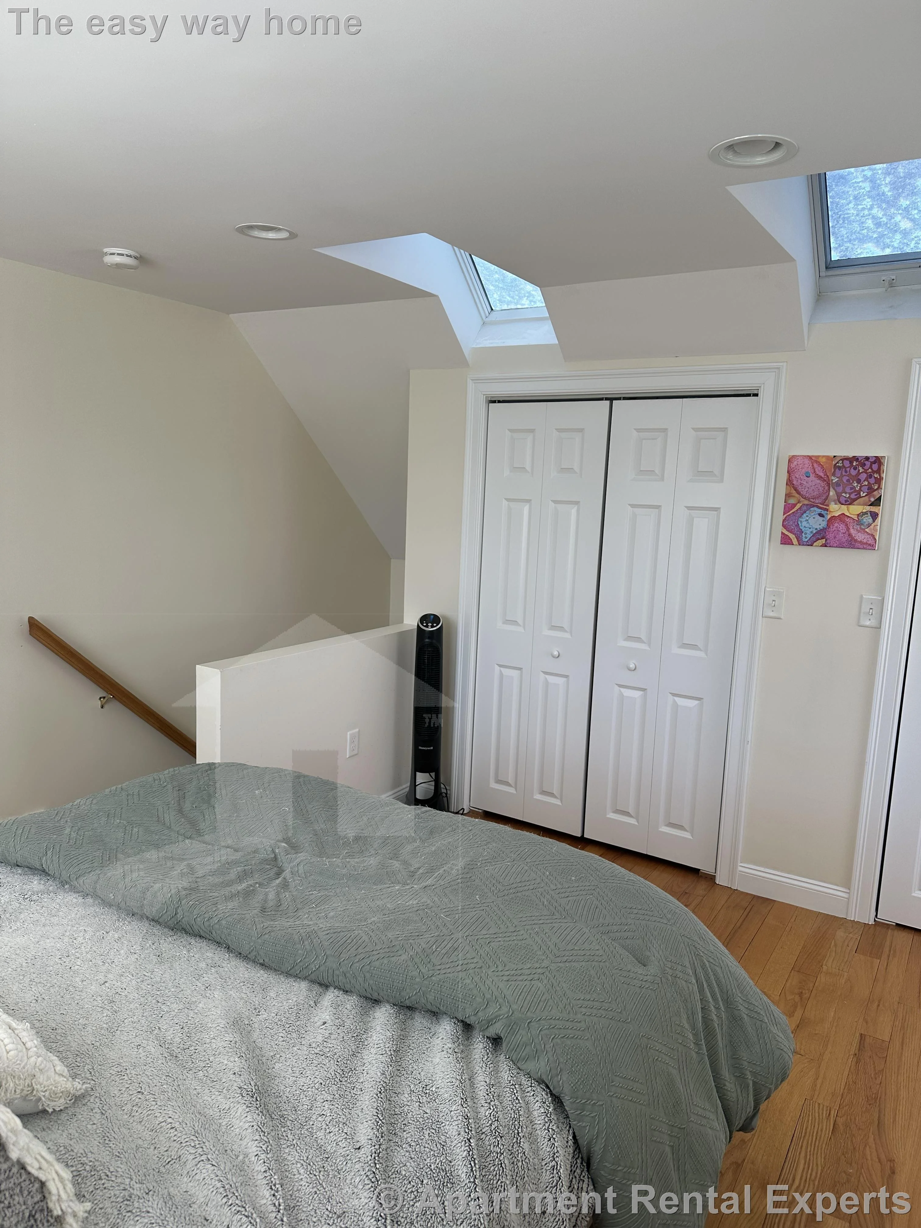 11 Winthrop Ct, Tufts