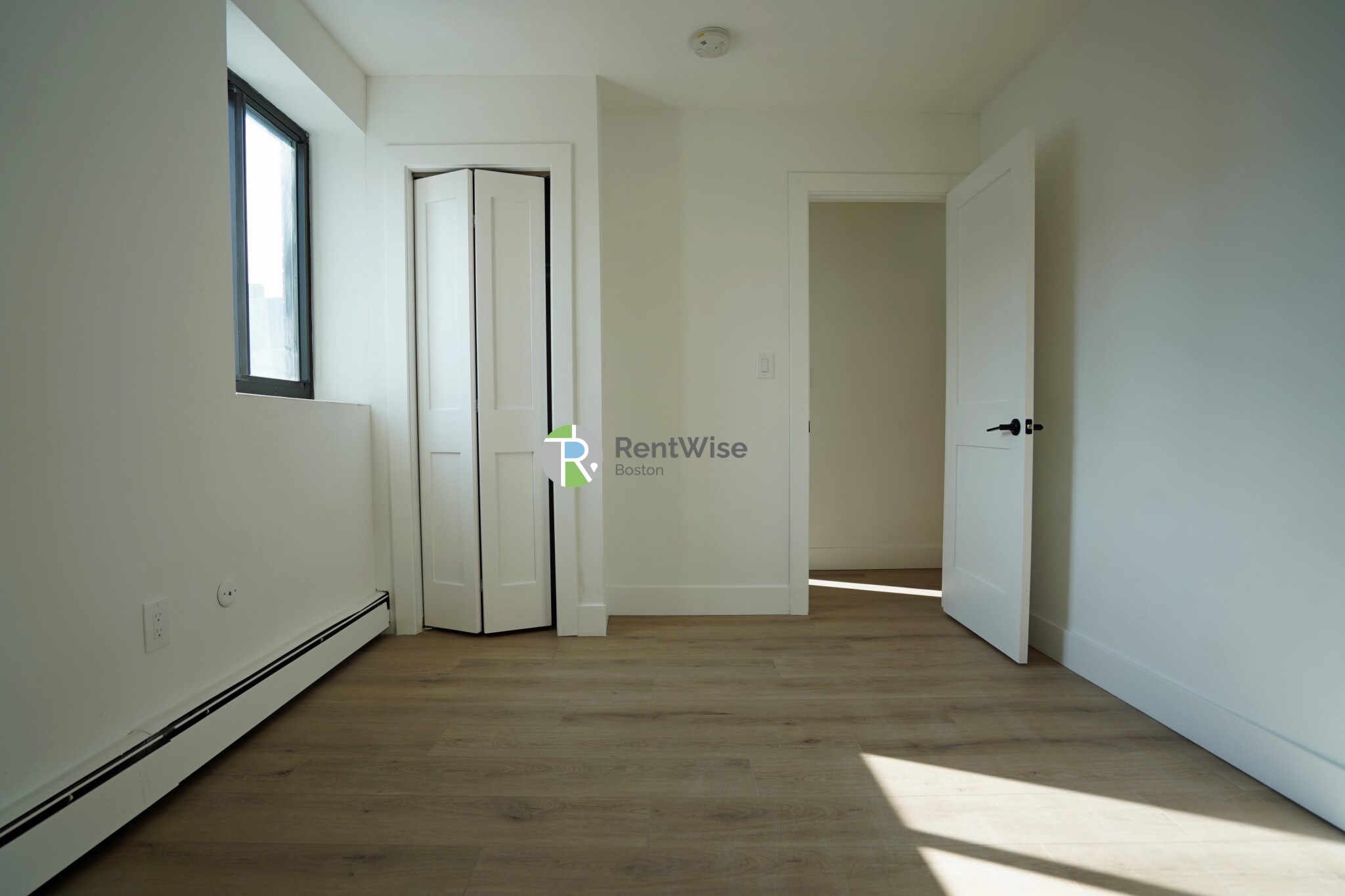3 bed, 1 bath apartment for rent at 745 East 6th St Unit 1, South Boston — photo 13 of 19