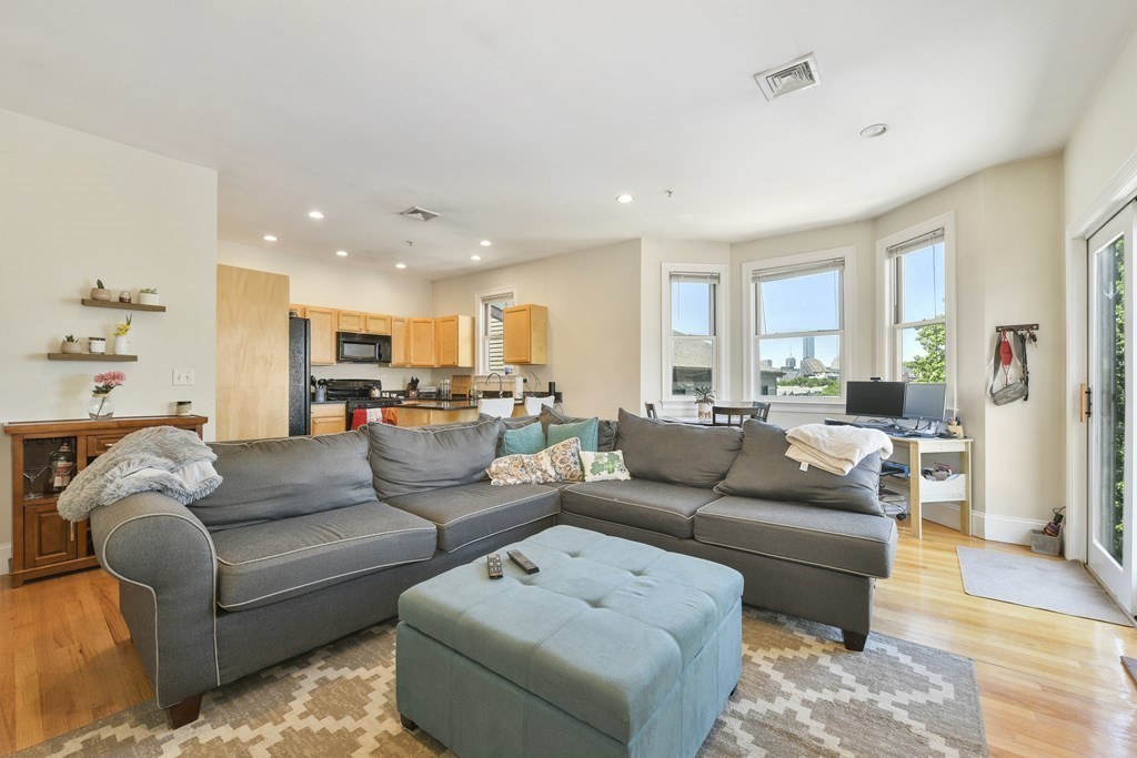 344 W Broadway, South Boston