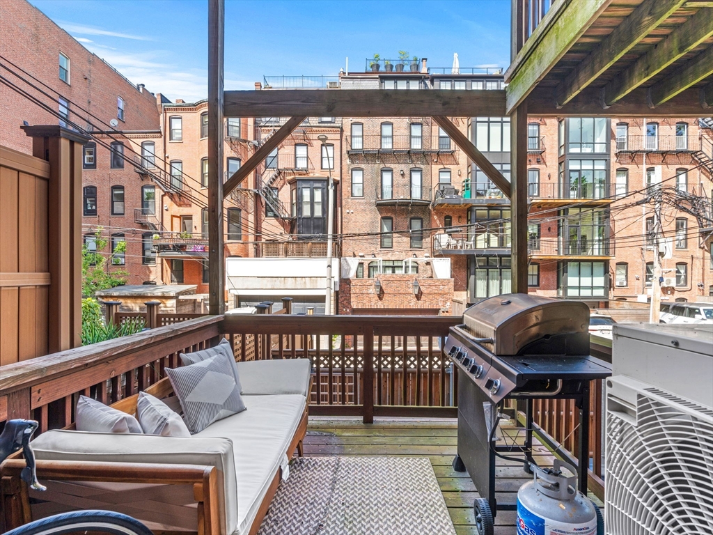 19 Greenwich Park, South End