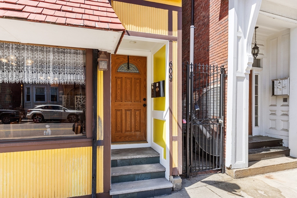 609-611 Dorchester Ave, South Boston