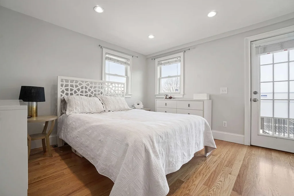 208-210 West 7th St, South Boston