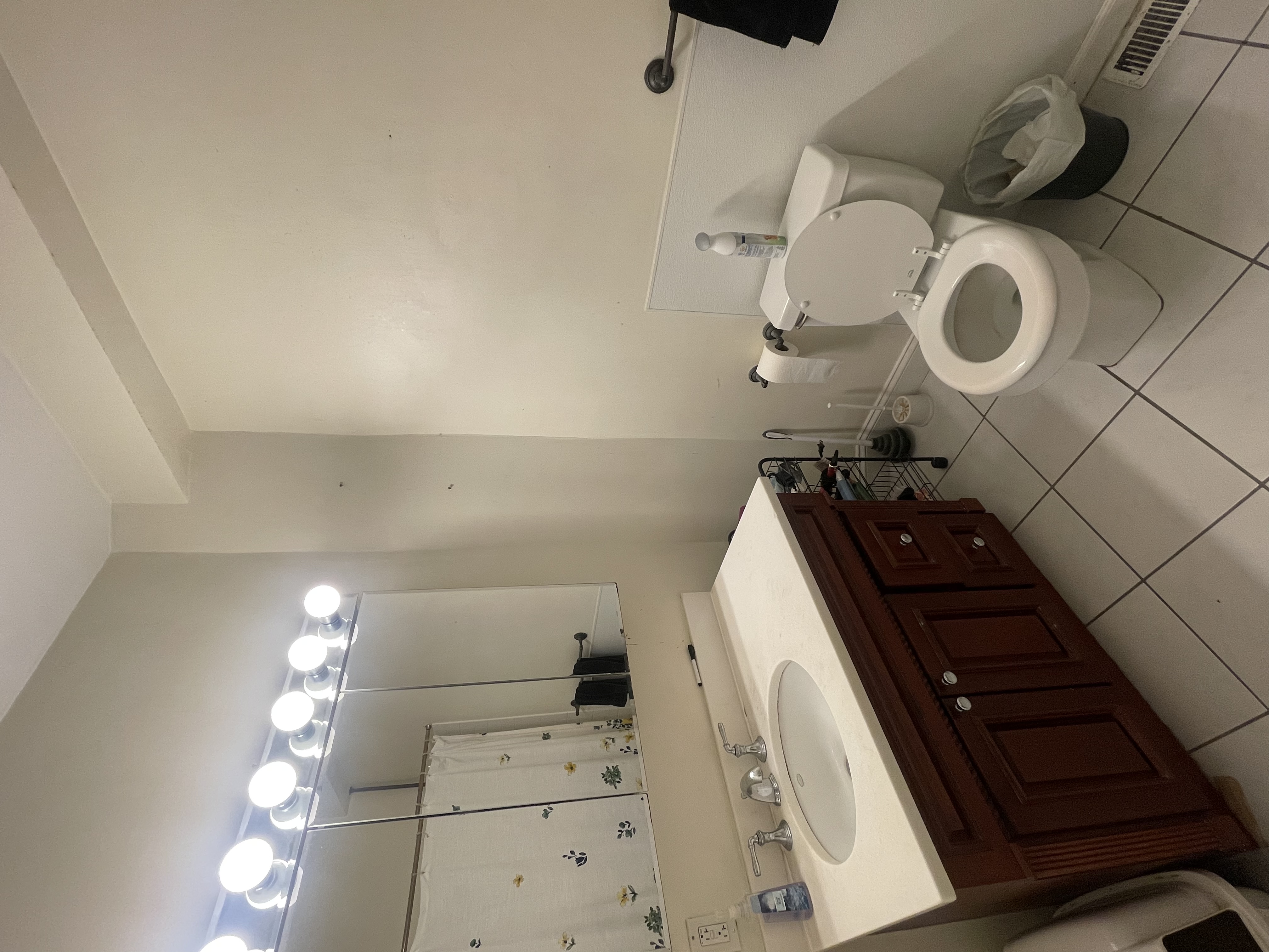 3 bed, 1 bath apartment for rent at 145 L St Unit 1, South Boston — photo 9 of 11