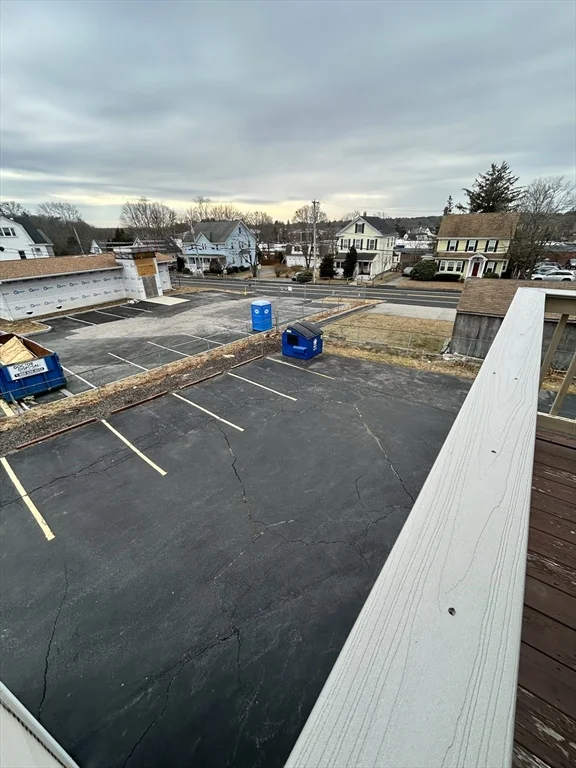 67 Pleasant St, Columbian Square