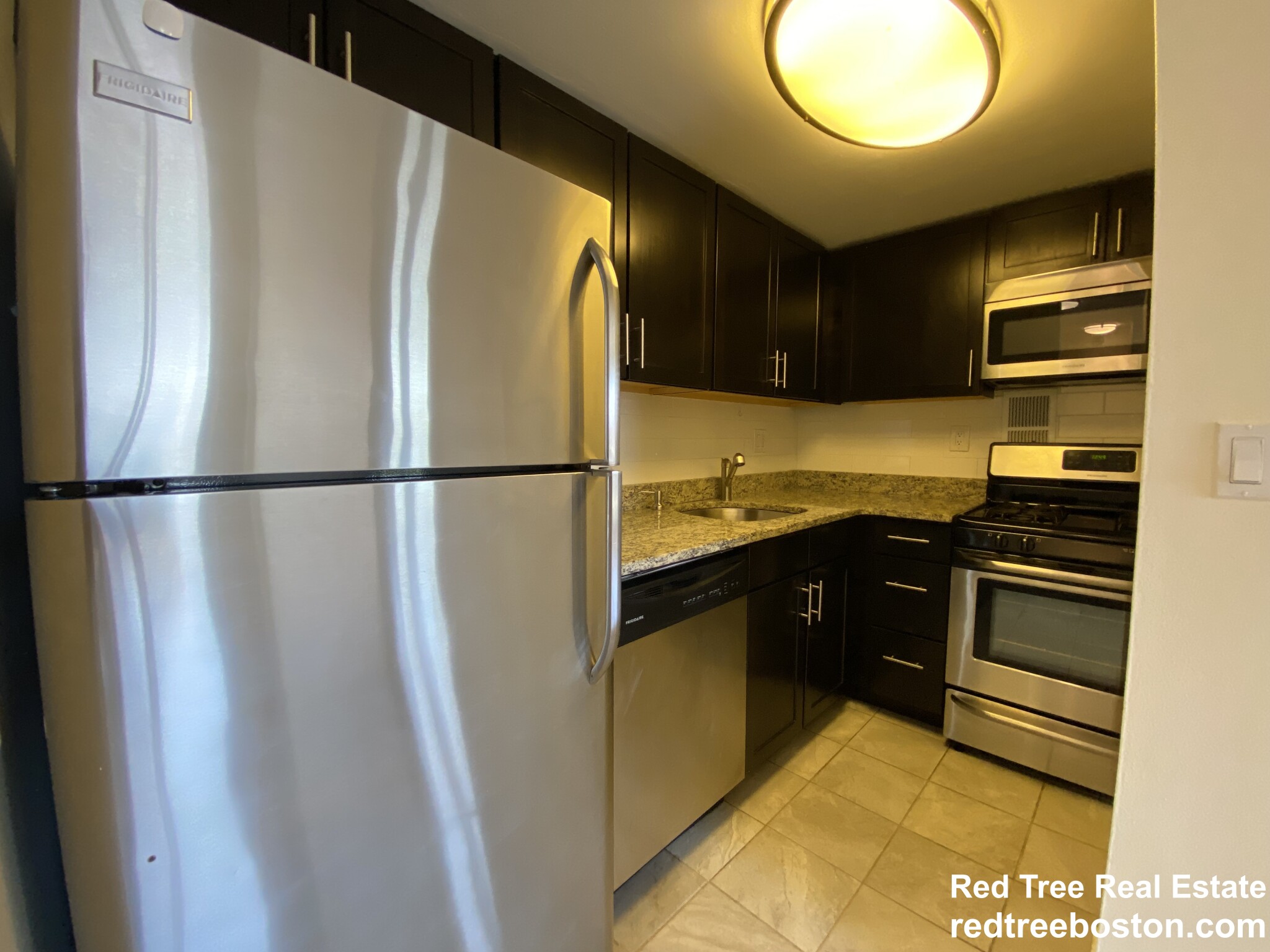 175 Freeman St, North Brookline