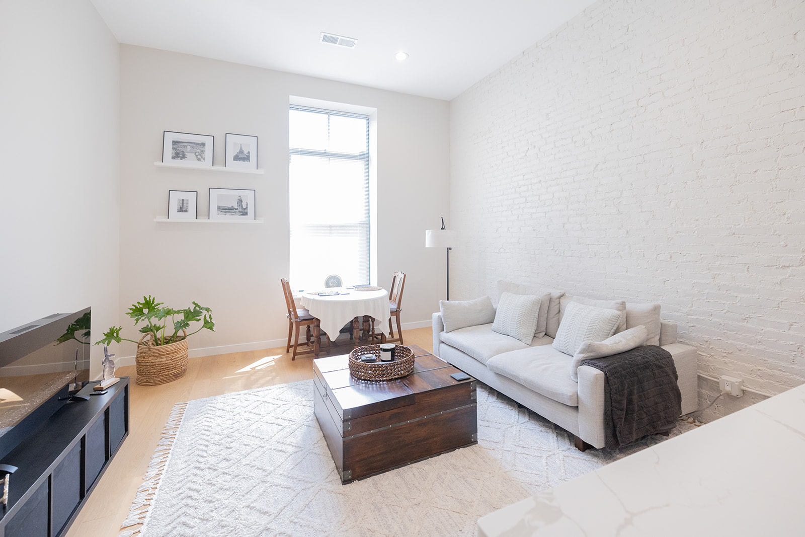 2 bed, 1 bath apartment for rent at 1661 Washington St Unit 305A, South End — photo 15 of 47